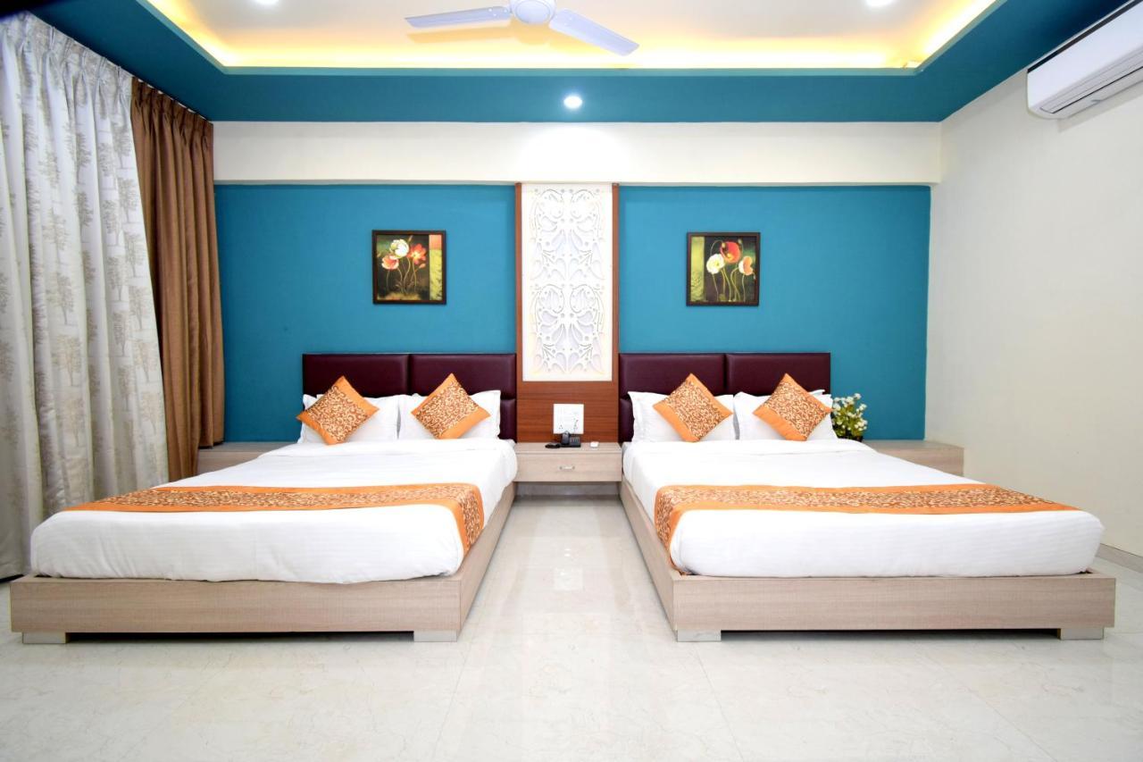 The Sky Imperial- Hotel Gopal Darshan Nāthdwāra Buitenkant foto